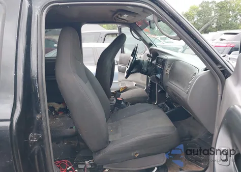 2003 Ford Ranger Edge/Tremor/Xl/Xlt из США, поврежденный, VIN 1FTYR14V33PA44171